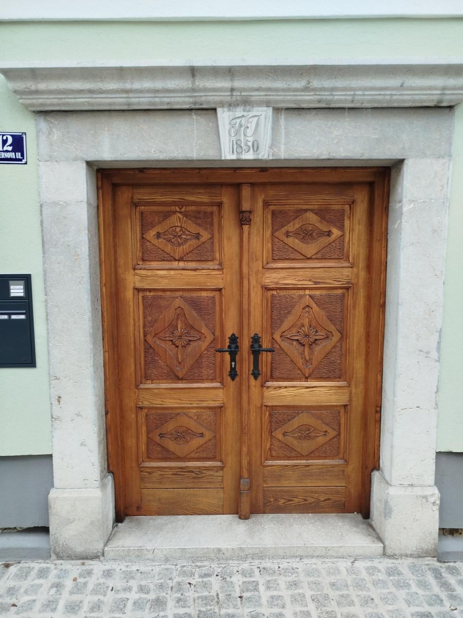 Apartma Mamut 1850 Kamnik Εξωτερικό φωτογραφία